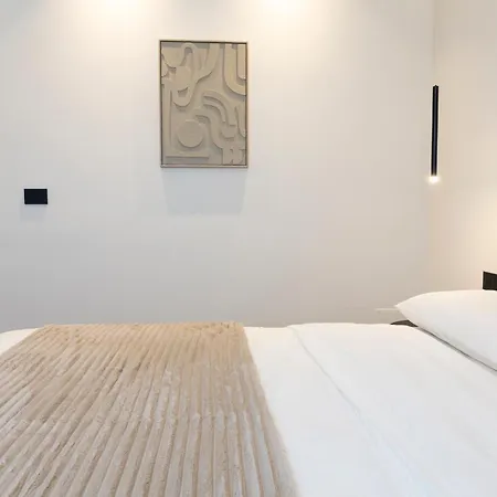Mas Collection - Monfalcone Guest house 3*